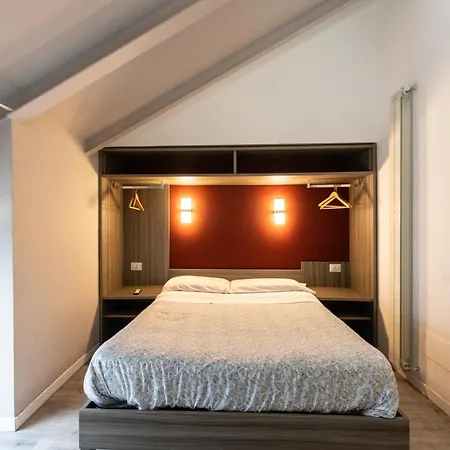Hostel Fabric *